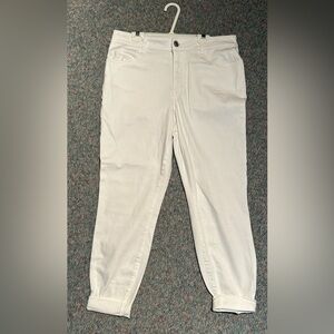 Maurice’s size Large high rise cropped pants